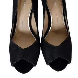 Gianni Bini Black Suede Leather Gold Studded Peep Toe Platform Stiletto Heels 10